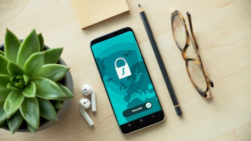 Best Privacy Policy & Terms Generators for Small Businesses in 2026